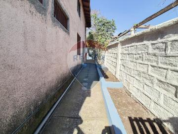 Terreno 1.140m2, casa 392m2, galpón 200m2 | 8 Dormitorios por 14778.00 en Peñalolén