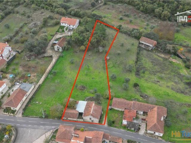 TERRENO 2832 m² com BARRAÇÃO EM PEDRA que pode ser reabilitado e transformado para Moradia Unifamiliar | 26084063621