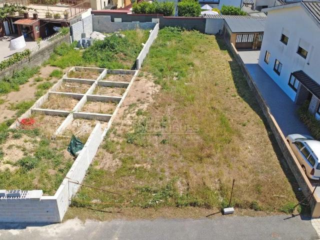 Terreno 349m² Projeto Aprovado Gueifães, Maia