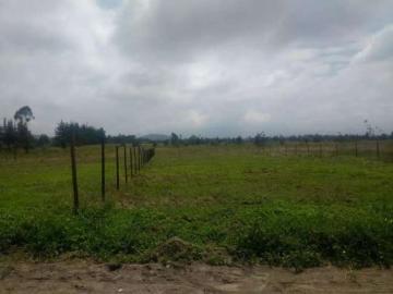Terreno 506 Metros Planos A 20 Minutos De Guayllabamba Campo 15 000