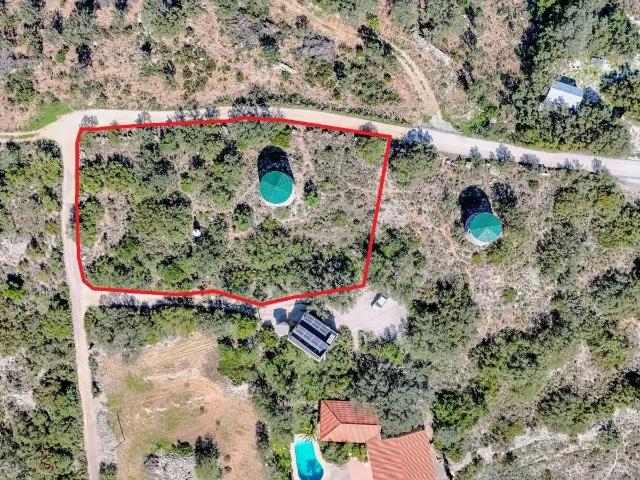 Terrenos urbano com vista mar e projeto de construção localizado em Gorjões, Santa Bárbara de Nexe