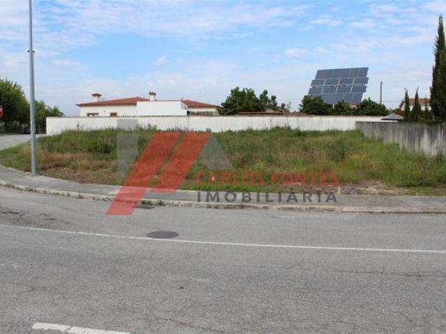 Terrenos Vila Nova de Famalicão Braga 4760 480 DS81825120