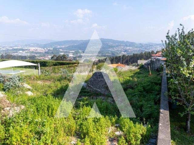 Terrenos Vila Nova de Famalicão Vila Nova de Famalicão DS100768040