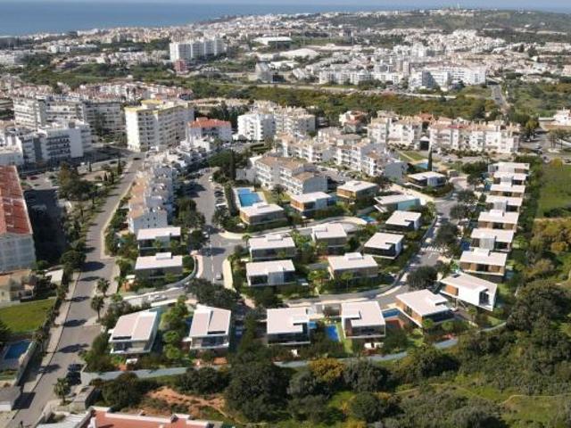 Terrenos Albufeira Algarve DLS86608857