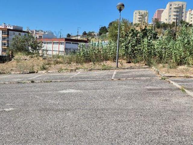 Terrenos Amadora Lisboa 2700 552 DLS93812394