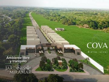 Terrenos de 200 m2 Jardines de Miramar