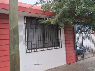 Terreno en Venta en Residencial las Puentes con casa para remodelar o tirar, Atención inversionistas