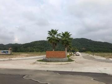 TERRENOS EN RESIDENCIAL PUNTA DORADA