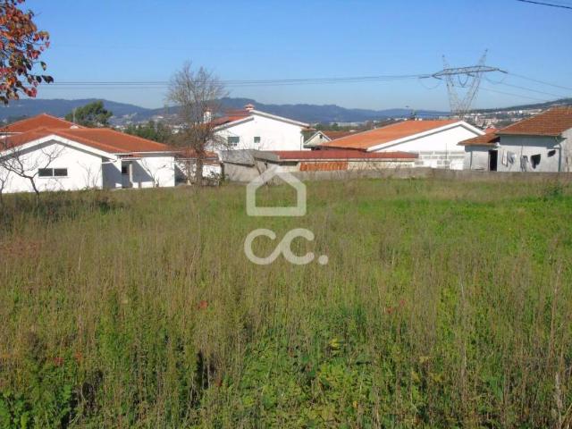 Terrenos Guimarães Braga DLS79074118