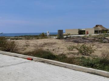 TERRENOS RESIDENCIALES 500 M2 FRACC PALMASOLA FRENTE AL MAR Y A 2KM DEL AEROPUERTO PUERTO ESCONDIDO