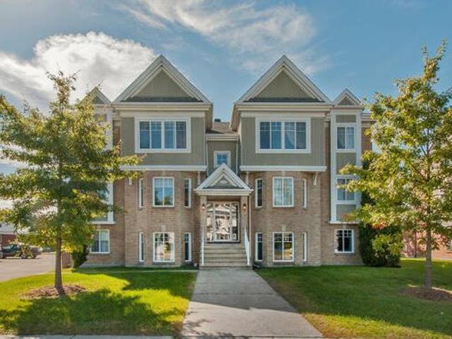 Terrebonne 6 plex a vendre