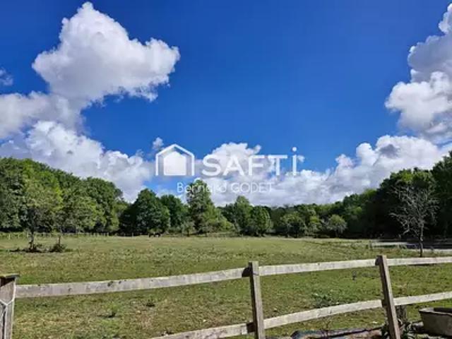 Terres de Haute Charente 16270 Achat / Vente maison 9 pièces t9