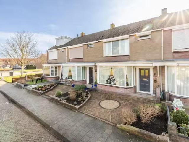 Terschellingplantsoen 3 Volendam
