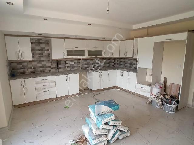 Tetik Emlak’tan Nazilli Yeşilmahalle 3+1 Satılık Daire