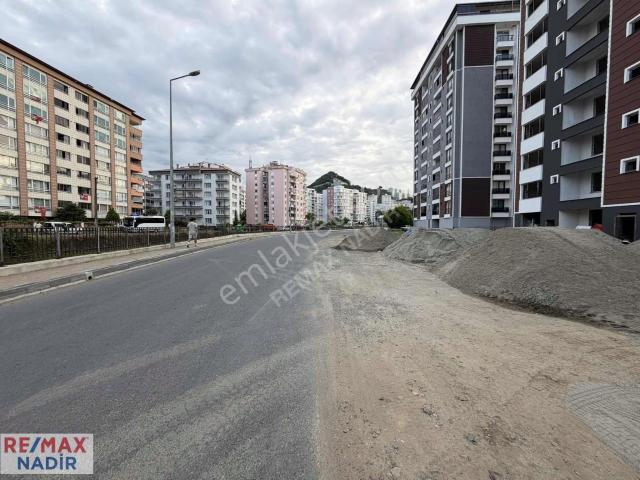 Teyyaredüzünde Deniz Ve Doğa Manzaralı Ferah 3+1 Satılık Daire