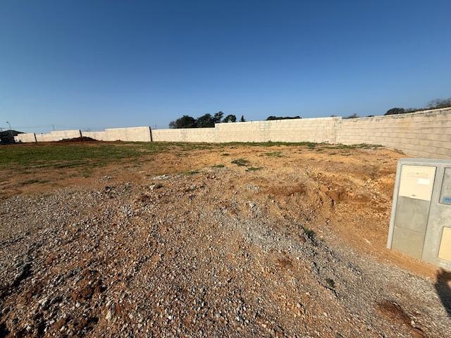 TEYRAN TERRAIN CONSTRUCTIBLE ET VIABILISE 500 m2