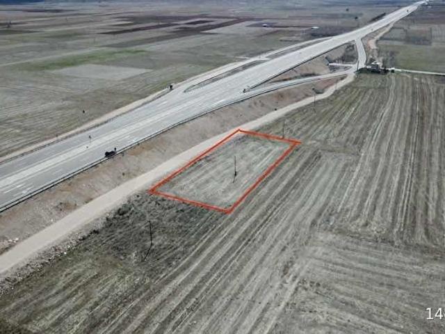 Tez Emlak'Tan Elmalı Korkuteli Asfaltına Cephe 1697m2 Arazi