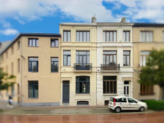 TK Oostende centrum bel Hans 0475/34 24 28