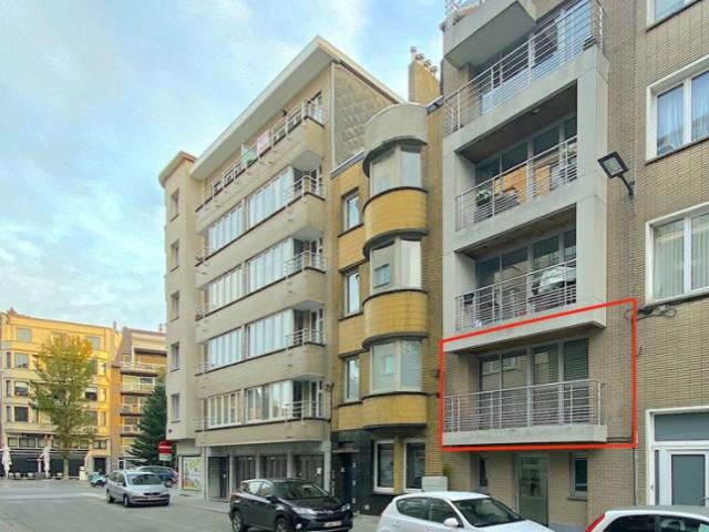TK Oostende centrum bel Hans 0475/34 24 28