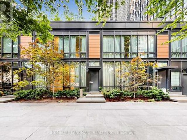 Th03 110 Charles Street E, Toronto, ON, M4Y 1T5 townhouse for sale | Listing ID C13554 | Royal LePage