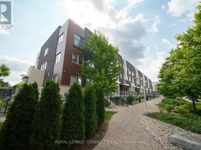 Th03 780 Sheppard Avenue E, Toronto, ON, M2K 0E8 townhouse for sale | Listing ID C12218 | Royal LePage