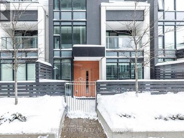 Th17 113 Mcmahon Drive, Toronto, ON, M2K 0E5 townhouse for sale | Listing ID C12064 | Royal LePage