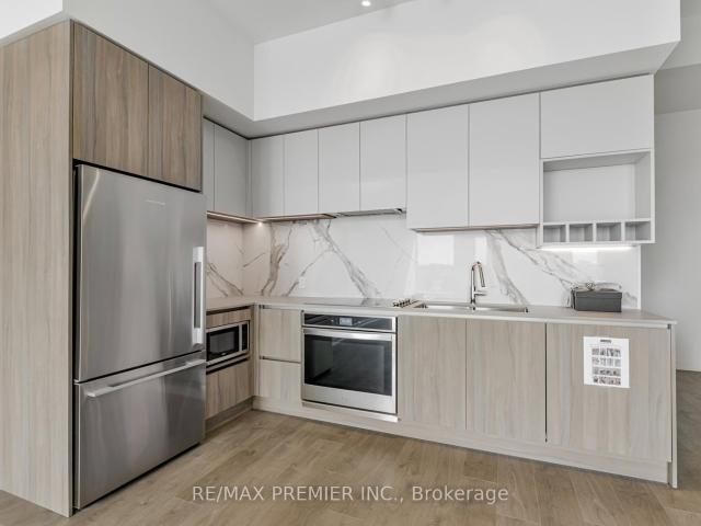 TH17 7 Buttermill Avenue, Vaughan | For Sale @ $899,000 | Condos. Ca