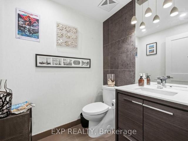 TH106 160 Vanderhoof Avenue