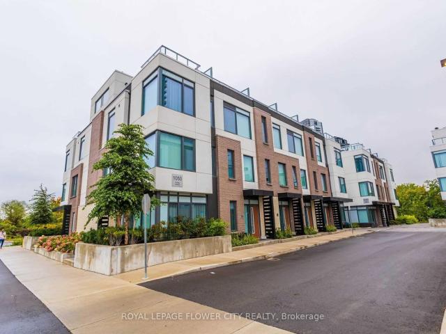 TH37 1050 Portage Parkway W, Vaughan | 3+1Beds/2Bath, Townhouse, $3,185/mo | Condos. Ca