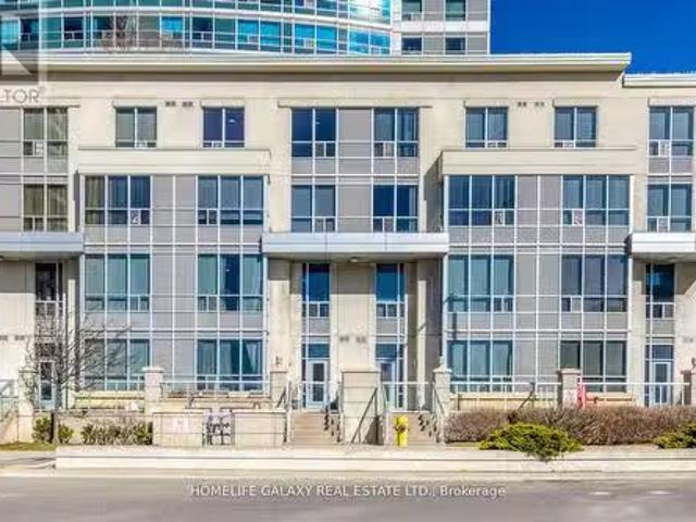 Th316 36 Lee Centre Drive, Toronto, ON, M1H 3K2 townhouse.