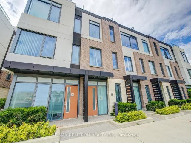 Th33 1050 Portage Parkway, Vaughan | For Sale @ $749,000 | Condos. Ca