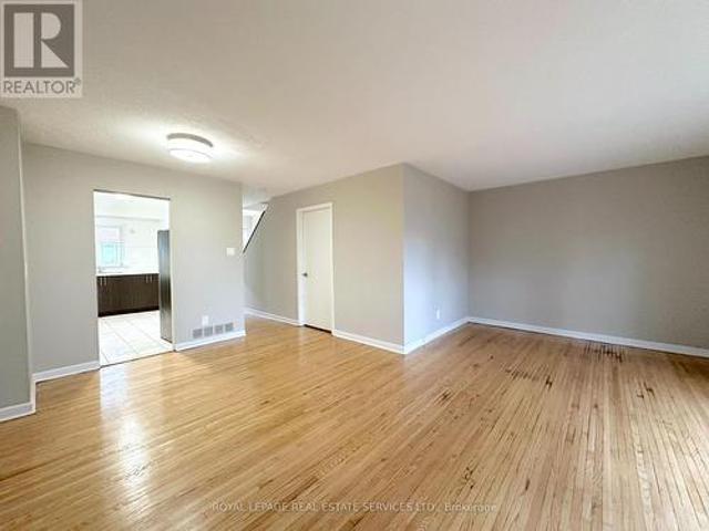 Th4 63 Havenbrook Boulevard, Toronto, ON, M2J 1A7 lease for lease | Listing ID C12894 | Royal LePage