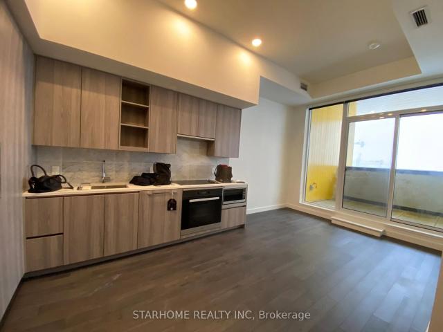 Th 510 95 McMahon Drive, North York | 3Beds/2Bath, Townhouse, $3,990/mo | Condos. Ca