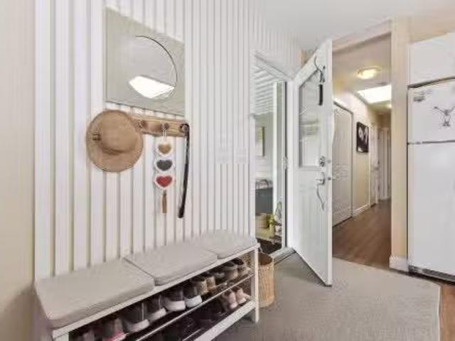Th Avenue, Surrey, BC, V4A 2B1 mobile for sale Listing ID R.