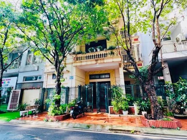 Thạch Bàn 15 tỷ 70m mặt tiền 6m ô tô đỗ cửa ngày đêm, long biên