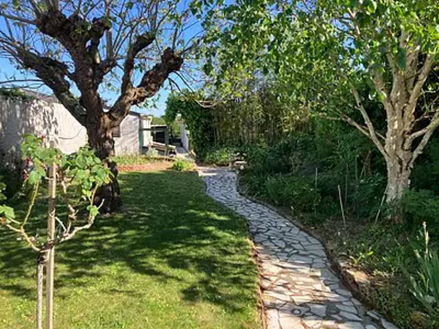 Thouaré sur Loire 44470 Achat / Vente maison 7 pièces t7 au dernier étage cave