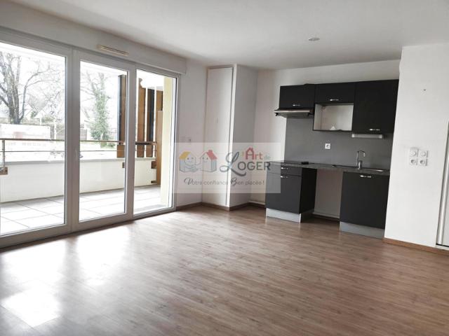 THOUARE SUR LOIRE Appartement type 3 deux chambres