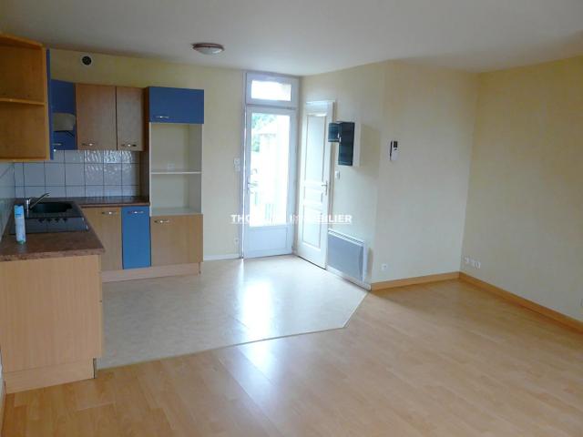 THOUARE S/LOIRE T3 BOURG 48 m2