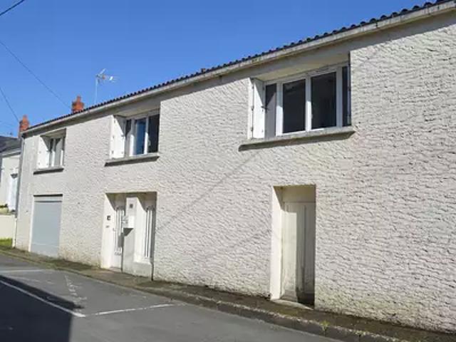 Thouars 79100 Achat / Vente maison 5 pièces t5