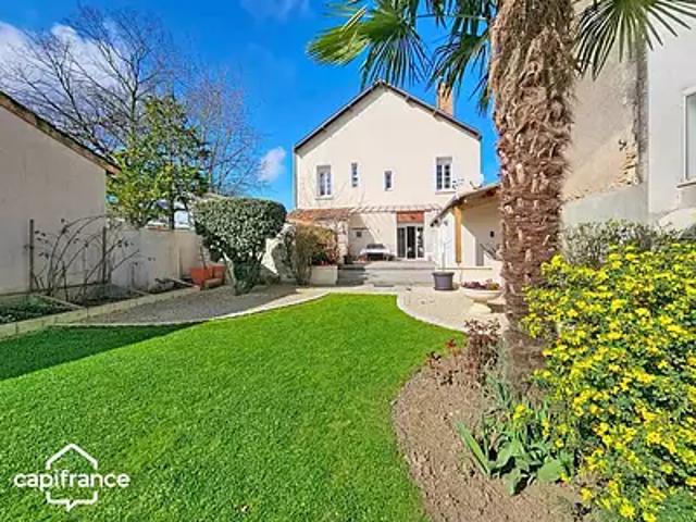 Thouars 79100 Achat / Vente maison 8 pièces t8 jardin terrasse