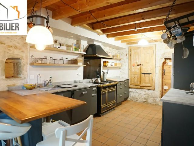 Thoiry Location Maison 01