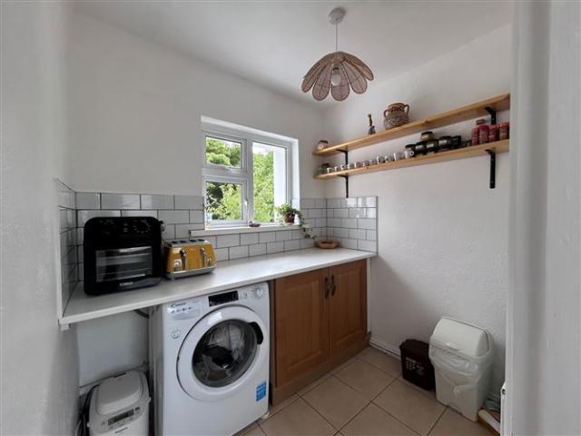 Thomastown Demesne, Golden, Co. Tipperary Sherry FitzGerald O'Dwyer & Davern 4935 MyHome. Ie Residential