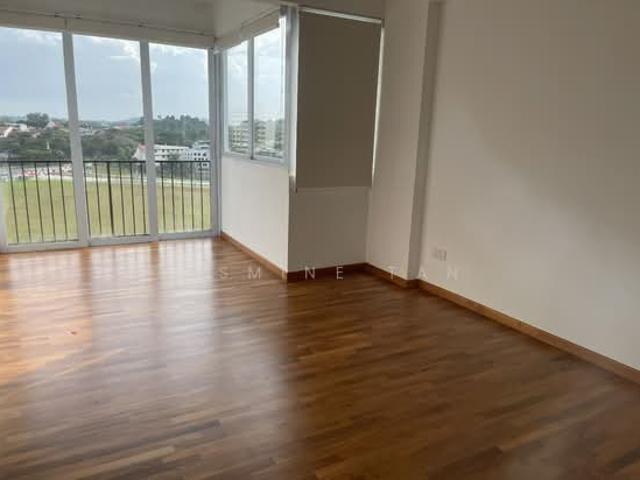 Thomson Grove Condominium For Rent, $8,200, 4 Bed 3 Bath 2,896 sqft $2.83 psf