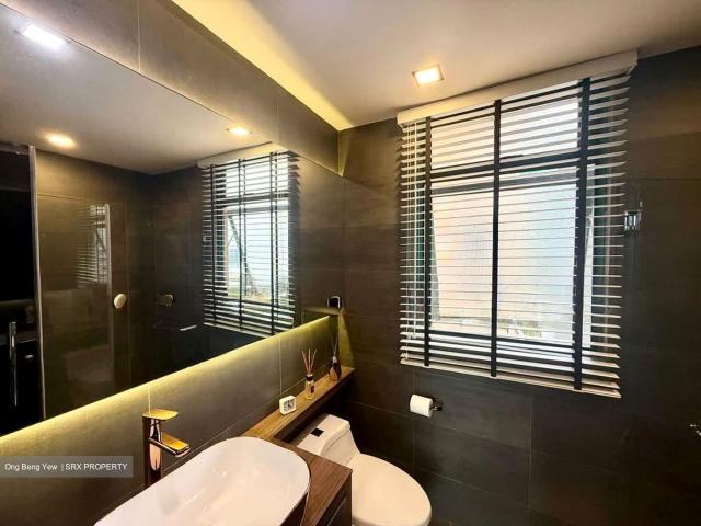 Thomson 800 D11, Condominium