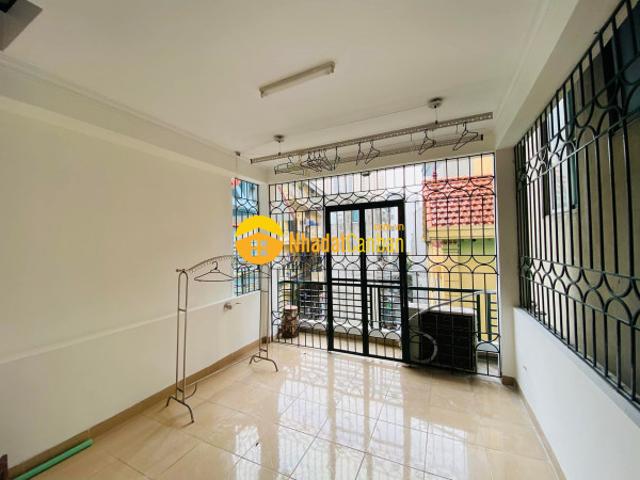 Thông số đẹp, gần ô tô tránh trung kính, cầu giấy, 47m, 4 tầng chỉ 5.95 tỷ