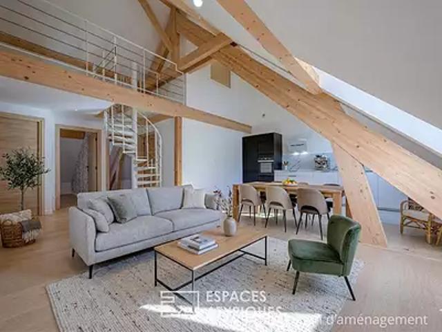 Thônes 74230 Achat / Vente appartement 4 pièces t4 au dernier étage cave