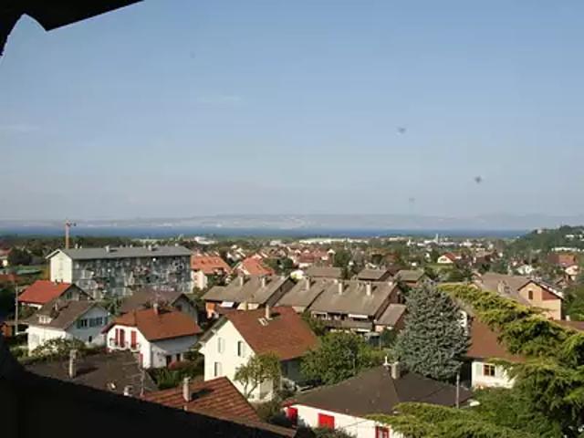 Thonon les Bains 74200 Achat / Vente appartement 2 pièces t2 au dernier étage