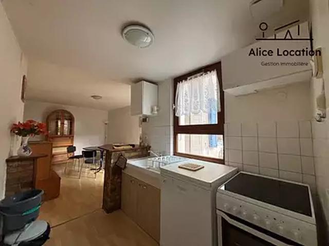 Thonon les Bains 74200 Location appartement 3 pièces t3 au dernier étage