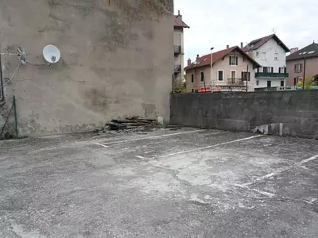 Thonon les Bains 74200 Location parking