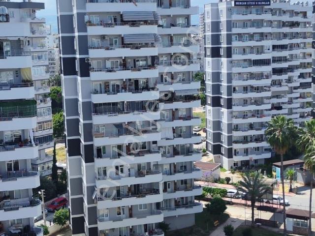 Thor'dan Kiralık Mezitli Mercan Sitesi'nde 3+1 160 M2 Daire